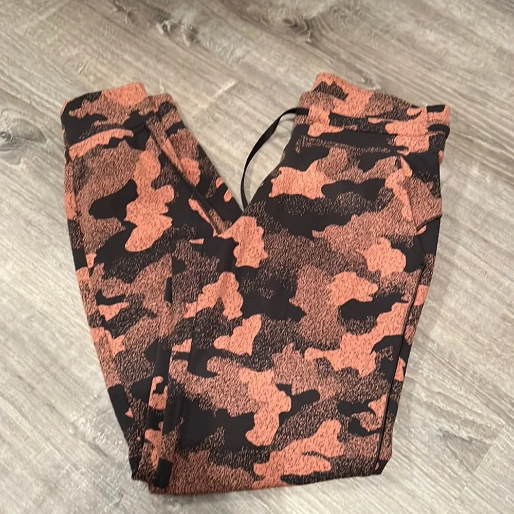 NWOT Lululemon Jogger 29" - 6 - Picture 1 of 7